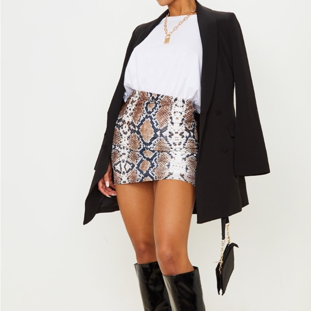 NWT snake print mini skirt